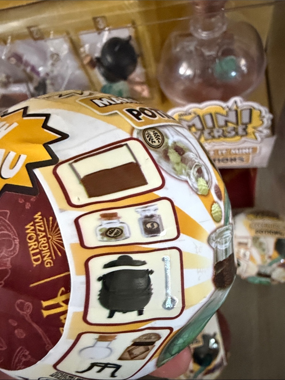 New Harry Potter mini verse display and 10 capsules - Picture 3 of 12